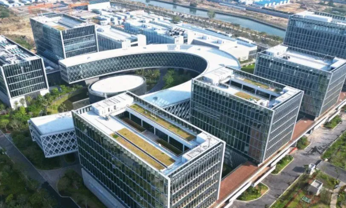 天鹅绒肌肤釉瓷砖在客厅与卧室场景中的应用方案及实景案例